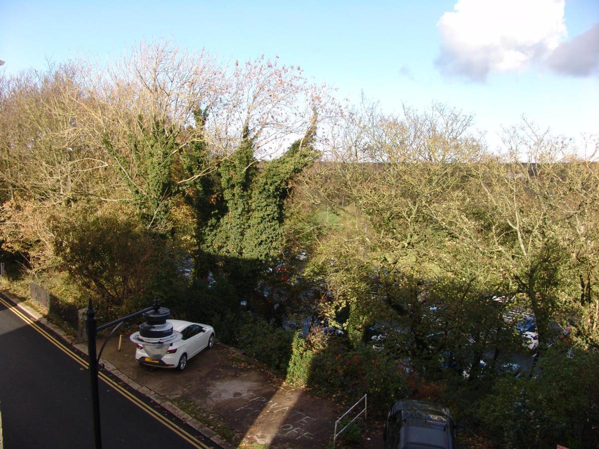 Osborne House B&B Workington Exteriör bild